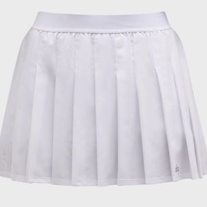 ALO YOGA white varsity tennis skirt!